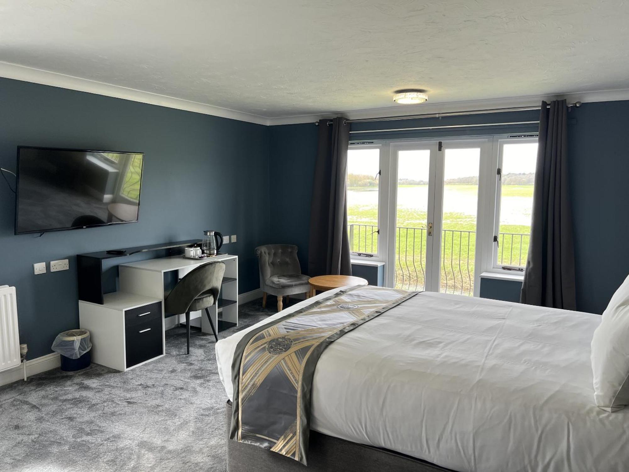 Dolphin Hotel Cambridge เซนต์ไอฟส์ ภายนอก รูปภาพ