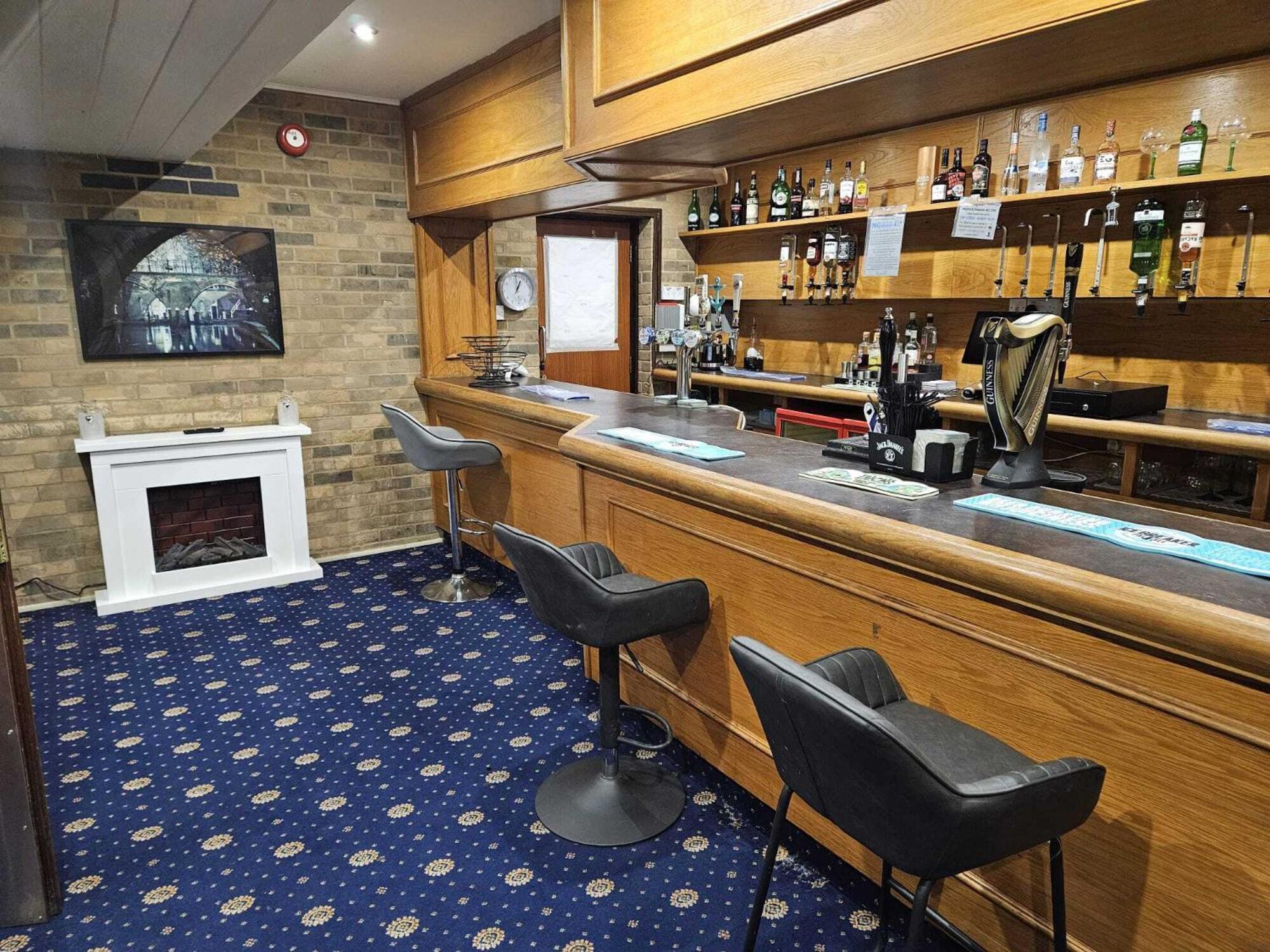 Dolphin Hotel Cambridge เซนต์ไอฟส์ ภายนอก รูปภาพ