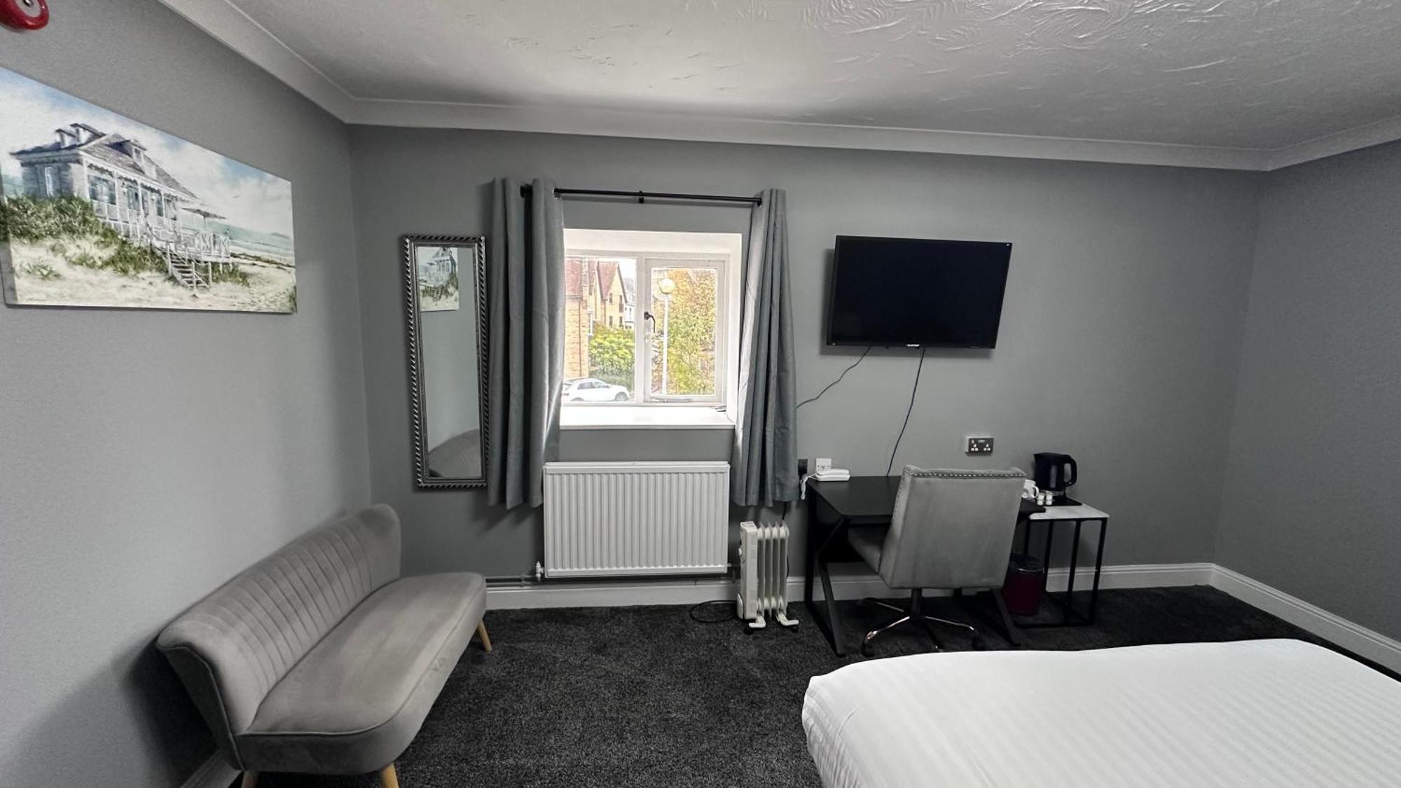 Dolphin Hotel Cambridge เซนต์ไอฟส์ ภายนอก รูปภาพ