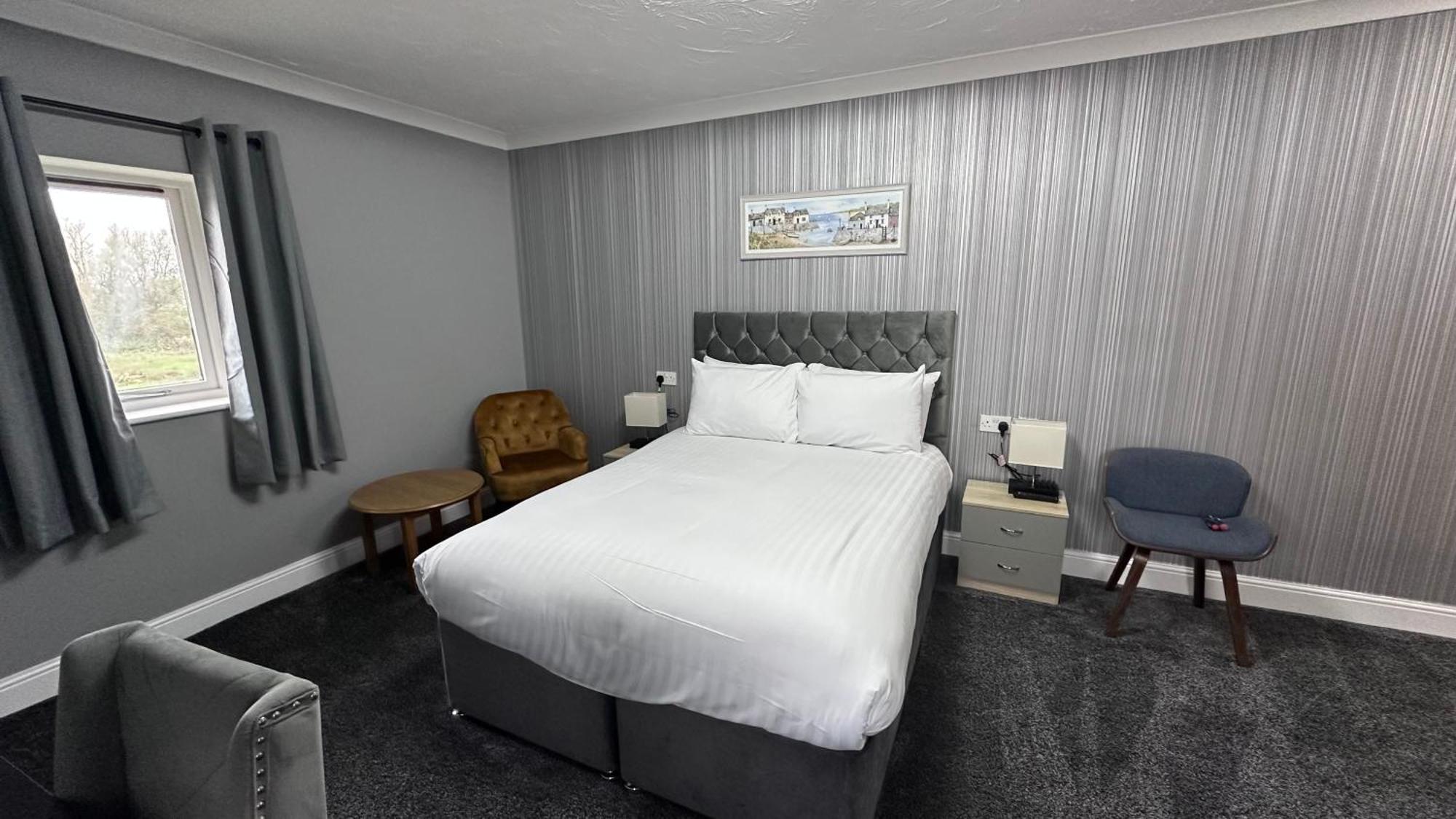 Dolphin Hotel Cambridge เซนต์ไอฟส์ ภายนอก รูปภาพ