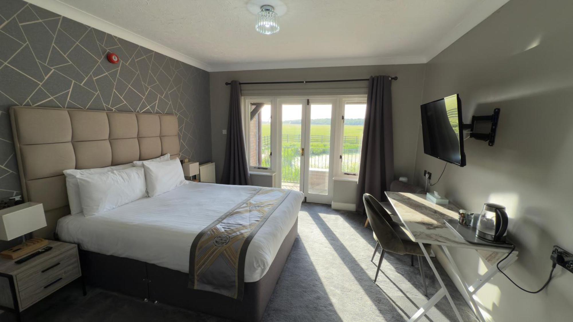 Dolphin Hotel Cambridge เซนต์ไอฟส์ ภายนอก รูปภาพ